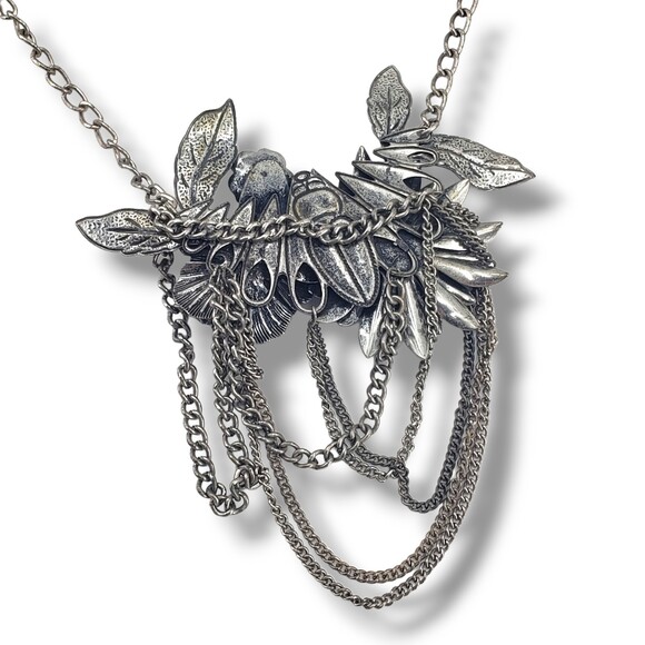 Silver Tone Metal Flower Rhinestone Bib Chain Loops Collar Necklace Art Nouveau - Picture 3 of 9